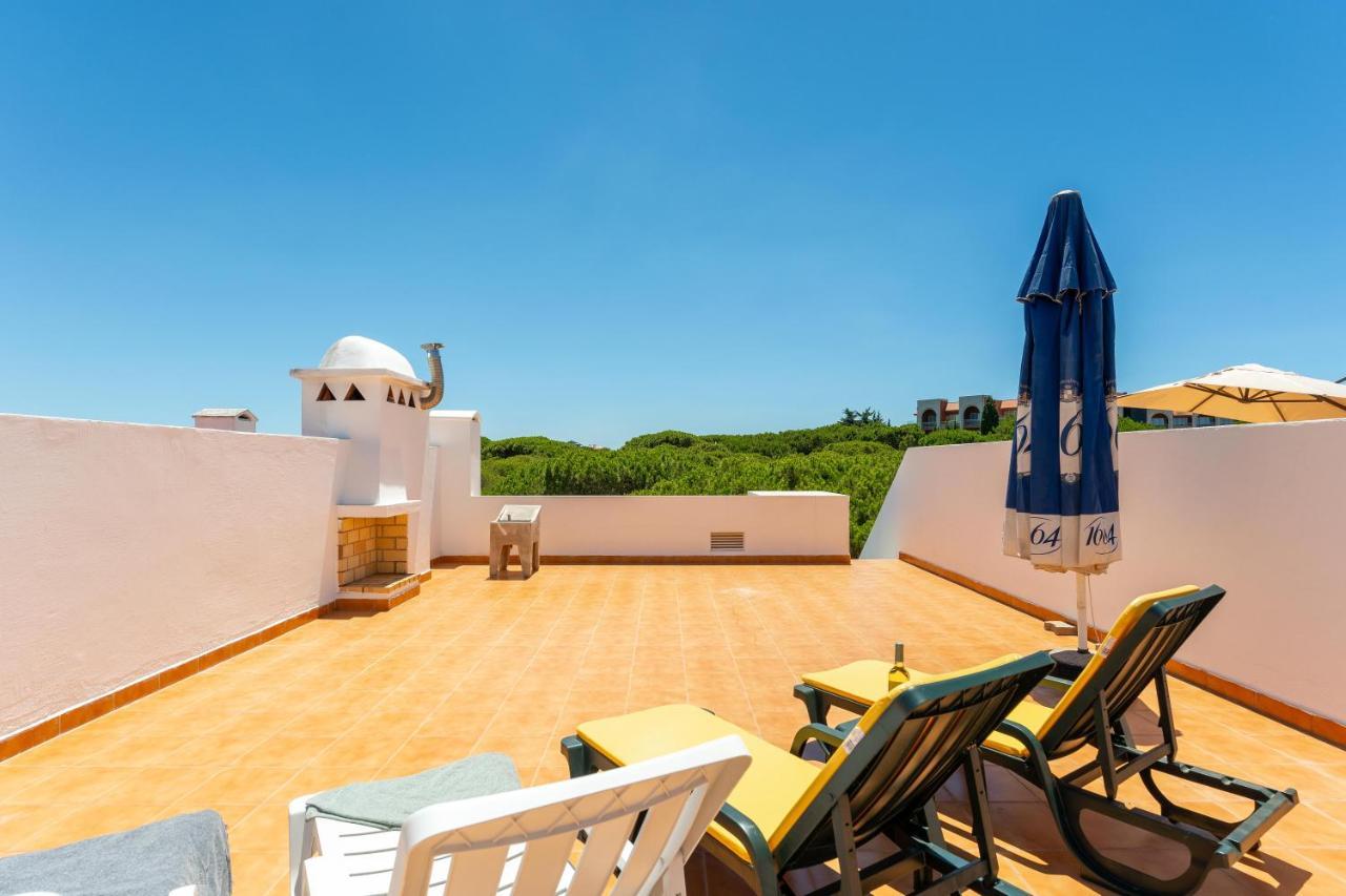 Pine Trees Penthouse Apartment Ольос де Агуа Екстериор снимка
