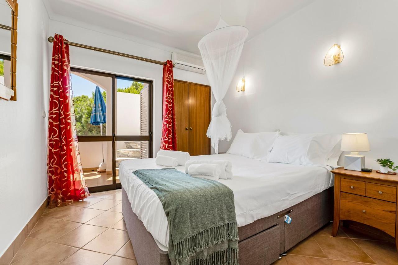 Pine Trees Penthouse Apartment Ольос де Агуа Екстериор снимка