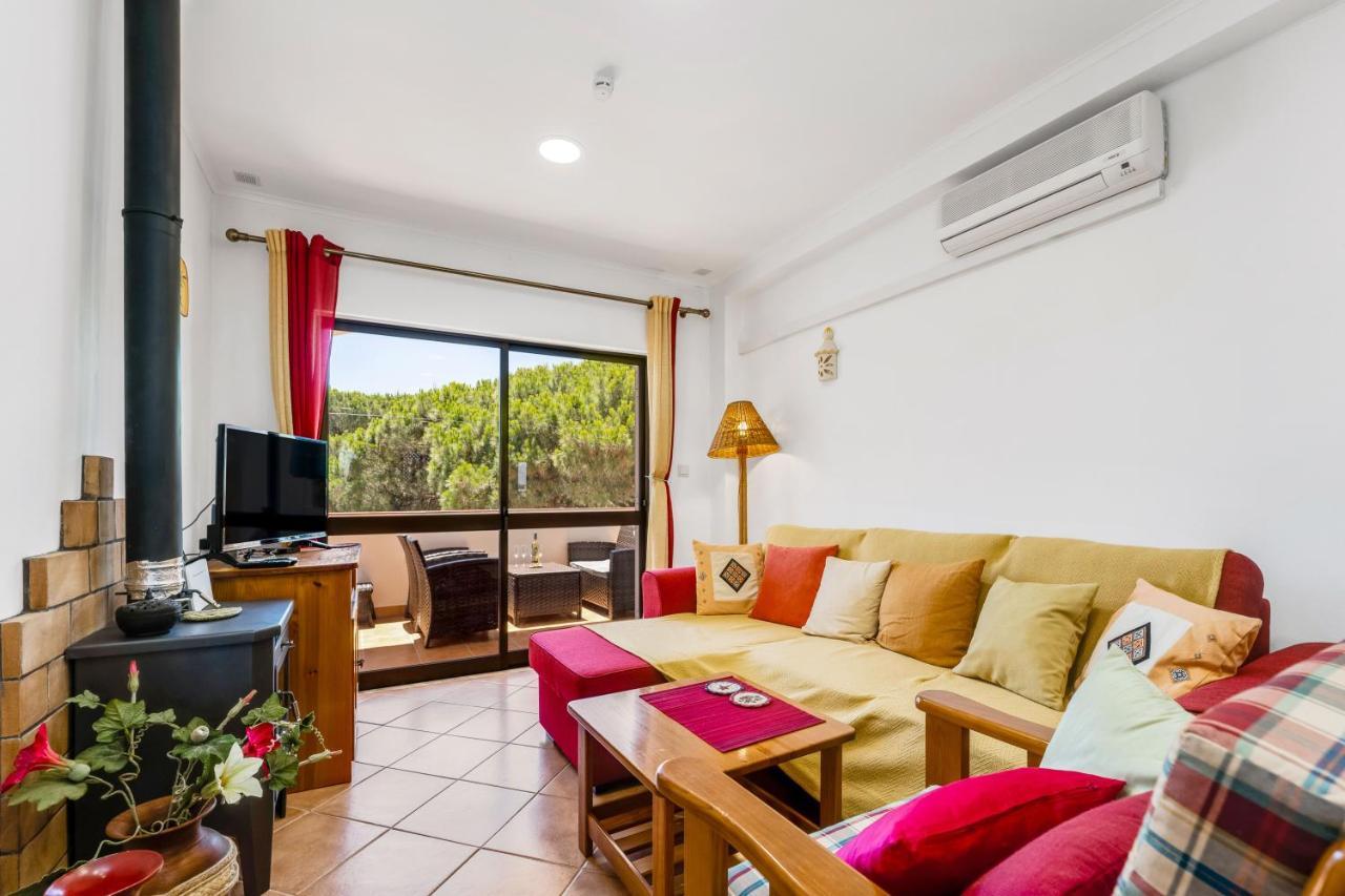 Pine Trees Penthouse Apartment Ольос де Агуа Екстериор снимка